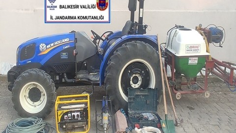 Kaçak kazı yaparken suç üstü yakalandılar! Jandarma'dan film gibi operasyon