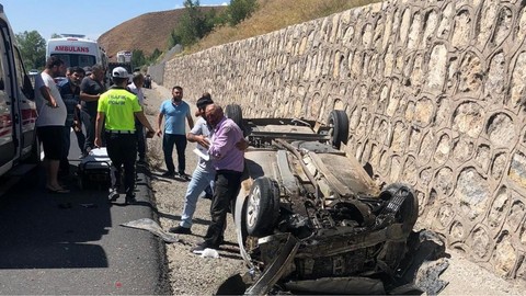 Erzurum - Erzincan kara yolu Tercan ilçesinde trafik kazası!