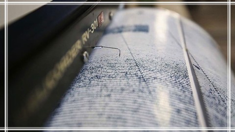 Endonezya'da 6,1 Büyüklüğünde Deprem