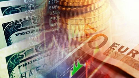 Dolar, Euro ve Sterlin Kaç TL Oldu? Döviz Kuru Kaç TL'den Değer Buldu?