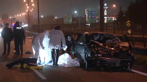 İstanbul'daki feci kaza bir aileyi yok etti!