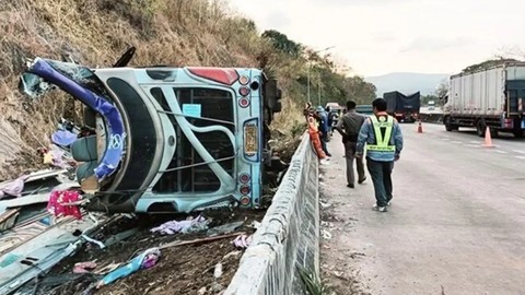 Tayland’da feci otobüs kazası: 18 ölü, 32 yaralı!