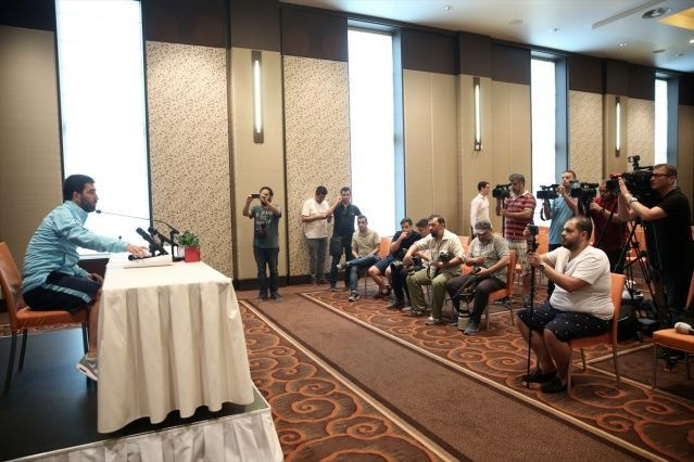 Basın mensupları Arda Turan'ın toplantısını terk etti - Resim: 5