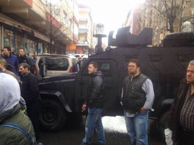 İstanbul Bayrampaşa'daki bombalı saldırıdan ilk görüntüler - Resim: 3