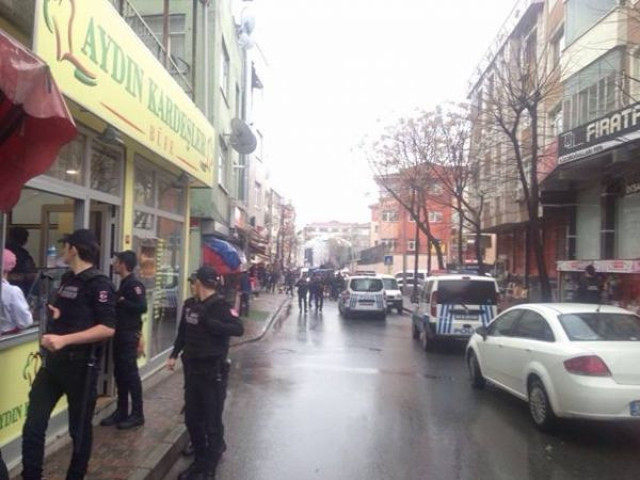 İstanbul Bayrampaşa'daki bombalı saldırıdan ilk görüntüler - Resim: 6