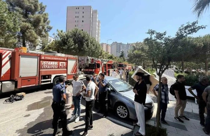 Beylikdüzü’nde kimyasal alarm! 5 kişi hastaneye kaldırıldı - Resim: 4