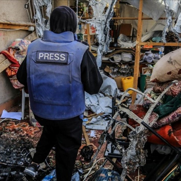 İsrail Ordusu gazeteci çadırını vurdu