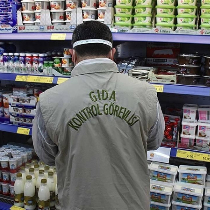 Kırmızı ette tek tırnaklı eti ve baharatta boya tespit edildi