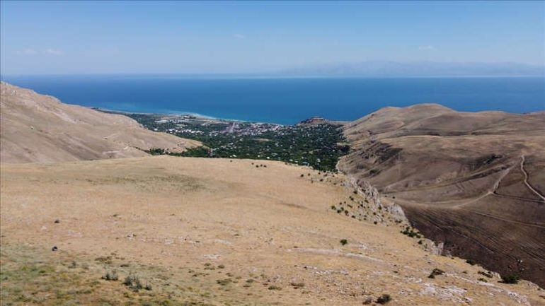 Urartuların 2 bin 700 yıllık salonu gün yüzüne çıkıyor - Resim: 11