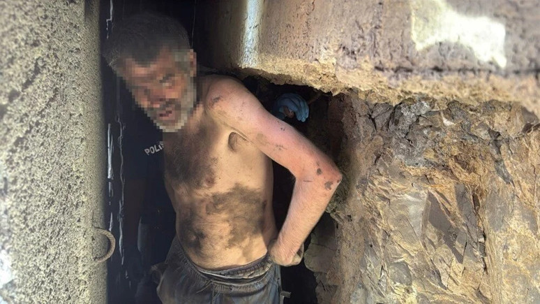 Beyoğlu’nda inanılmaz olay: Günlerce duvar arasında mahsur kaldı - Resim : 2