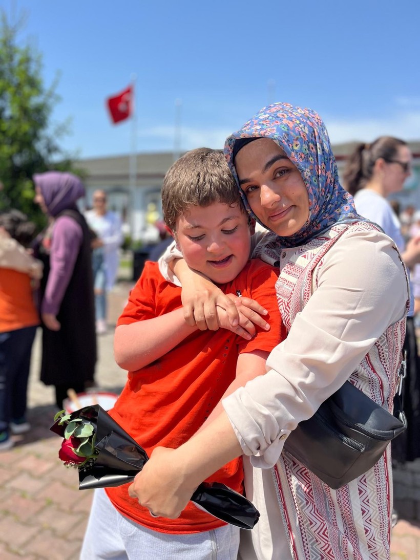 Elvan Group’tan Anneler Günü’ne Anlamlı Dokunuş - Resim : 3