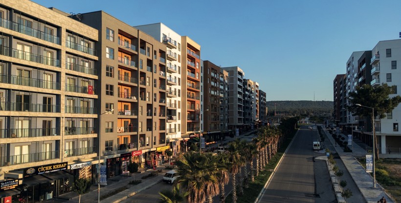 Sur Yapı Antalya’da 25.000 kişi yaşıyor - Resim : 1
