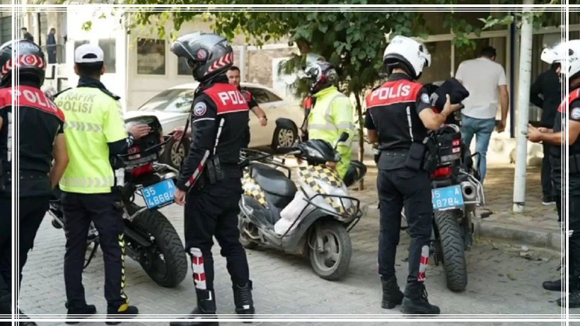 İzmir'de Kaçak Göçmen Operasyonu! 309 Kişi Gözaltına Alındı