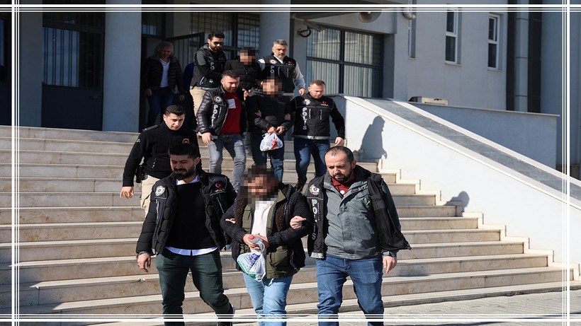 Aydın'da Uyuşturucu Operasyonu:"İki Araçtan 6 Kilo 940 Gram Uyuşturucu Madde Çıktı"