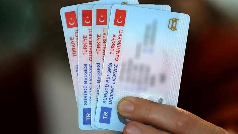 Ehliyette yaş sınırı değişti! Belirli yaşın üzerindekiler artık araç kullanamayacak - Resim: 1