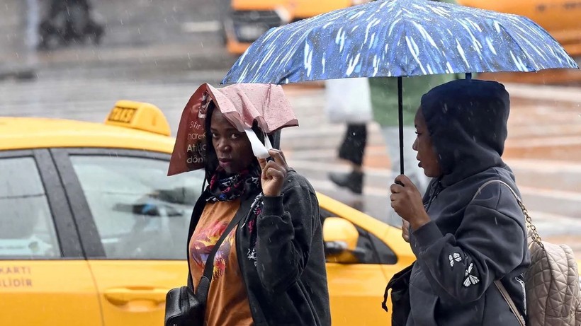 Sağanak geliyor! Meteoroloji’den 40 il için sağanak ve fırtına alarmı - Resim: 12