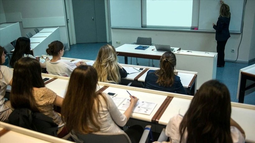 Üniversite tercihi yapacaklar dikkat: Öğrencilerin en memnun olduğu üniversiteler belli oldu! - Resim: 15