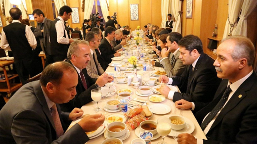 TBMM'de yemek fiyatlarına zam geldi! Meclis lokantasında fiyatlar ne kadar oldu? - Resim: 6