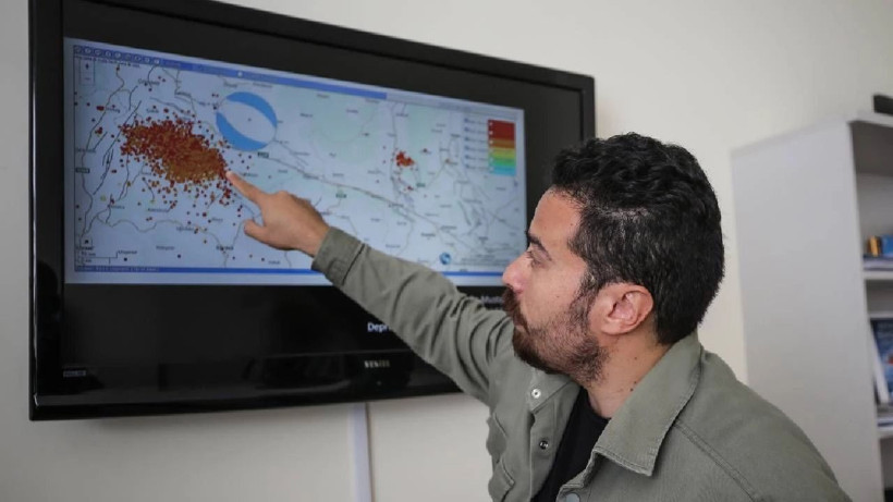 Sındırgı’da bitmeyen sarsıntılar! Uzman uyardı: “Fay enerjisini atamıyor, artçılar devam edecek” - Resim: 2