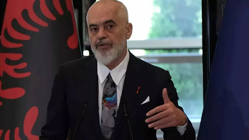 Mecliste kavga çıktı: Yapay zekâ bakan ataması ortalığı karıştırdı! - Resim: 1