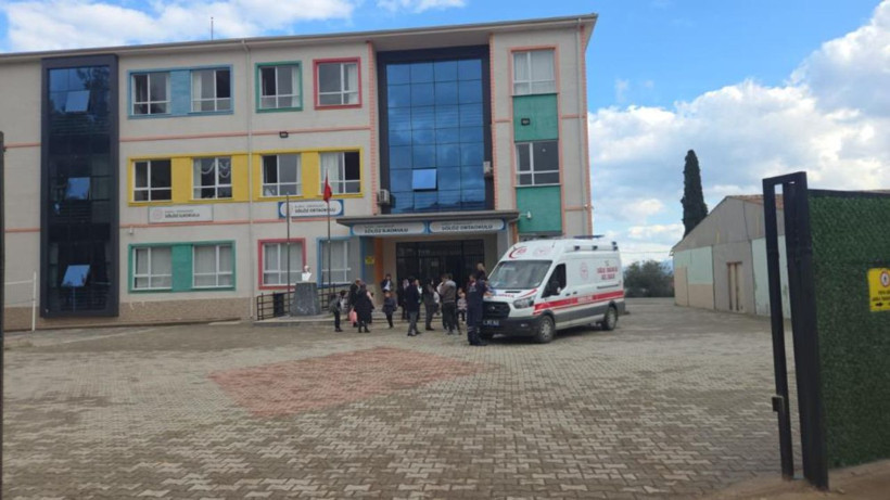 Okulda zehirlenme şüphesi! Onlarca öğrenci rahatsızlandı, soruşturma açıldı - Resim: 3