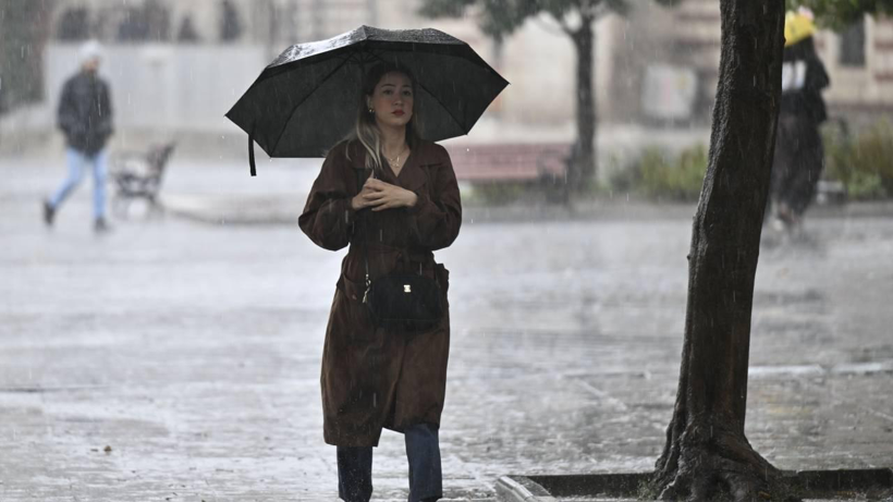 Meteoroloji tek tek uyardı: Yarın kuvvetli sağanak 37 ili vuracak! - Resim: 7