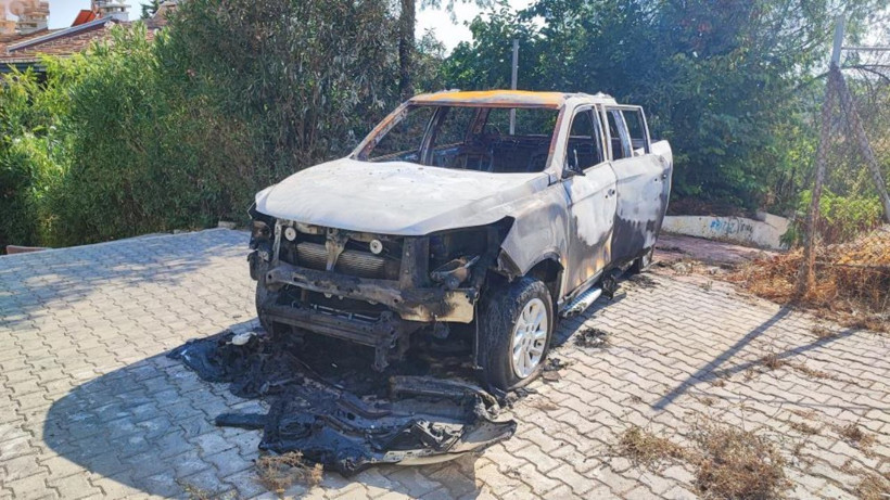 Barışma teklifini reddeden eşine kızdı, dehşet saçtı! Villasını ve lüks aracını yakıp içinde can verdi - Resim: 4