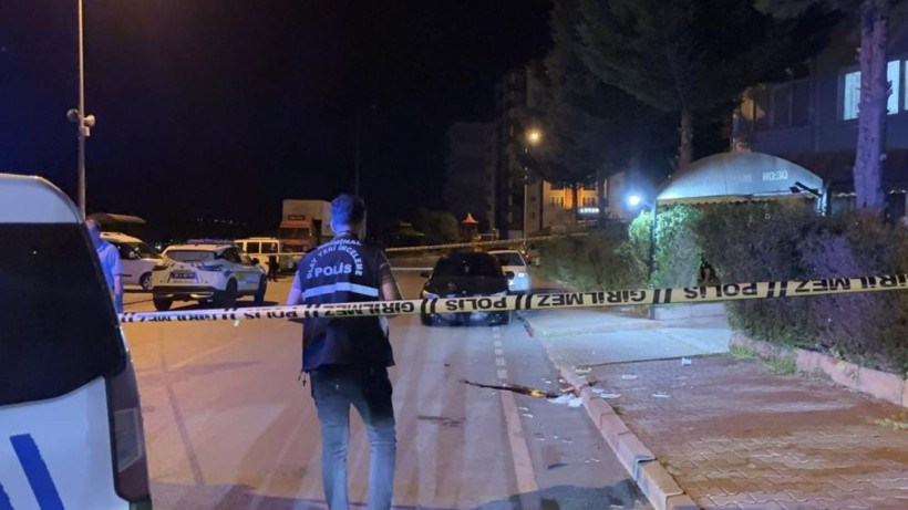 “Sigara parası” tartışması kanlı bitti! Baba-oğul birbirini bıçakladı - Resim: 4