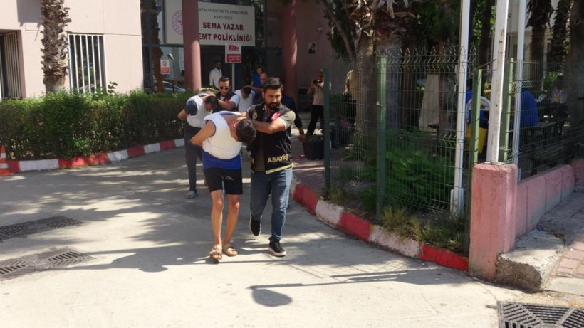 Otomobilde seyir halindeyken silahlı saldırıya uğramıştı: Katil zanlısı peruk takıp tabancayı denize atmış - Resim: 3