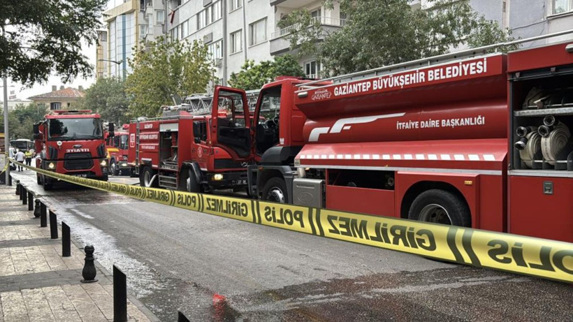 Restoranda yangın çıktı! Gaziantep’te çok sayıda itfaiye ekibi olay yerine sevk edildi - Resim: 4