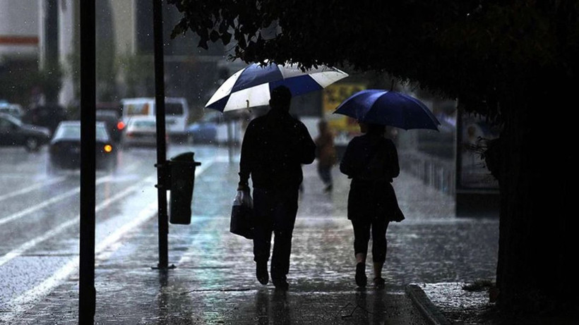 Meteoroloji'den sağanak, fırtına ve toz taşınımı uyarısı: Sıcaklıklar düşüyor! - Resim: 15