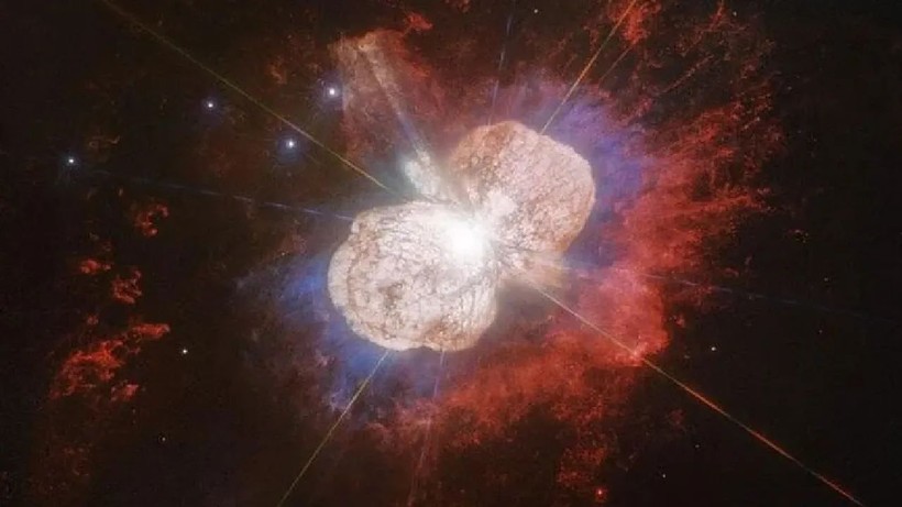 Şimdiye kadar görülen en büyük kozmik patlama hala devam ediyor - Resim: 11