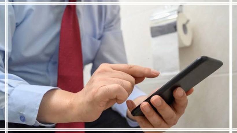 Tuvalete Telefonla Girdi! Ertesi Gün Hayatı Karardı - Resim: 3