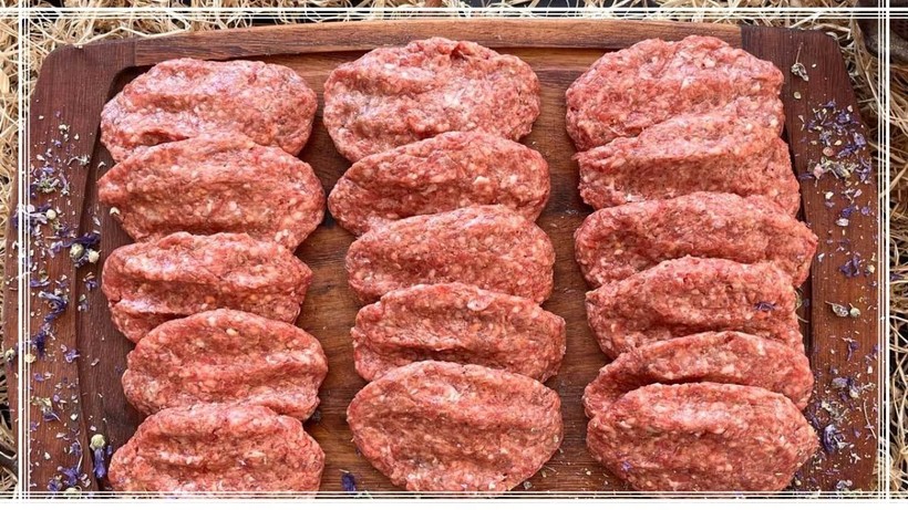 44 Yıllık Köfte Ustası Lezzetini Sırrını Açıkladı 😋 Nuri Ustanın Köfteleri Asla Sönmüyor - Resim: 2