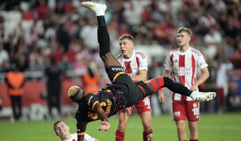 Galatasaray’da kritik eşik: Bir yıldız yok, dört isim tehlikede! - Resim: 9