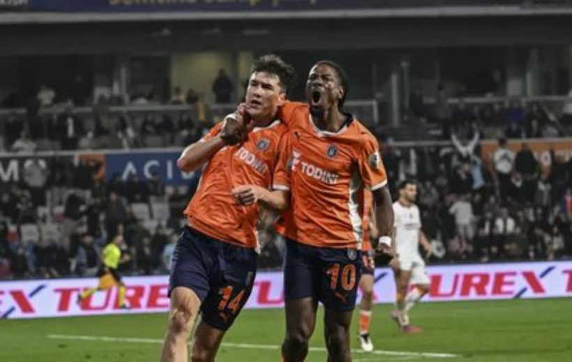 Süper Lig'de kritik mücadele: Çaykur Rizespor - Başakşehir maçı başlıyor! İşte ilk 11'ler... - Resim: 4