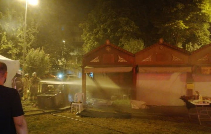 Beykoz Belediyesi’nin festivali faciaya dönüştü! Önce elektrik akımı can aldı, ardından çadırda yangın çıktı - Resim : 1