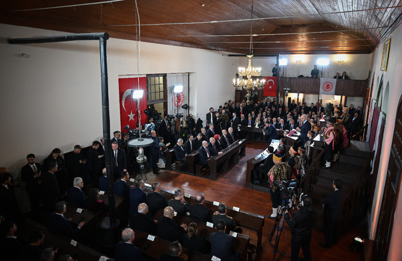 TBMM'nin açılışının 106. yıl dönümünde Birinci Meclis'te tören düzenlendi - Resim : 2