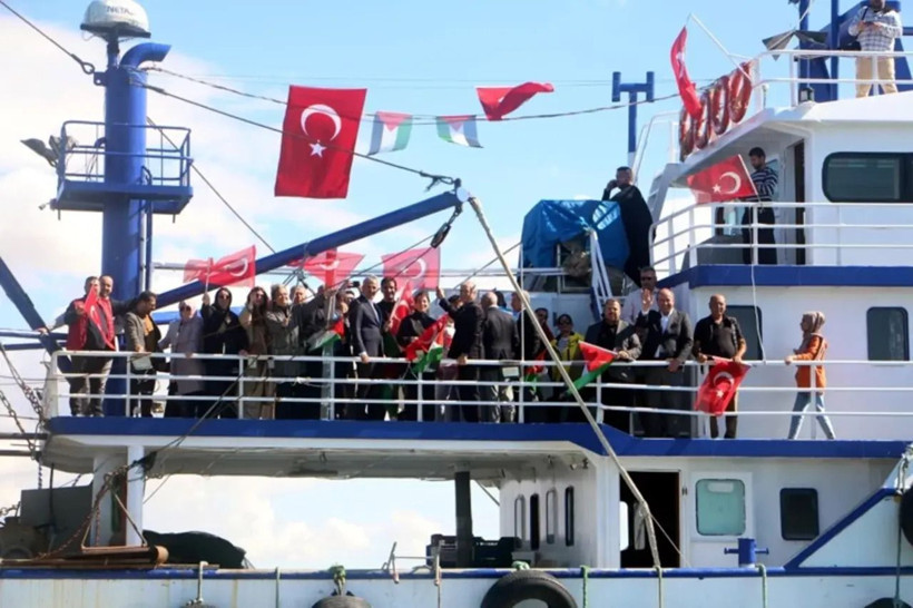 Türkiye Gazze için ayakta: İstanbul, Ankara ve İzmir’de binlerce kişi sokaklarda - Resim: 11