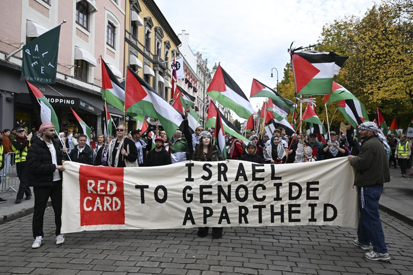 Norveç tribünleri ayağa kalktı! Taraftarlardan İsrail’e kırmızı kart - Resim: 4