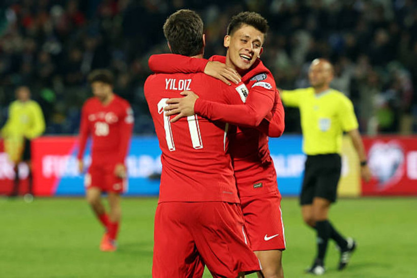 FIFA’daki kura sonrası gündem Türkiye! Dünya futbolunun efsaneleri, Arda Güler ve Kenan Yıldız’ı konuşuyor - Resim: 1