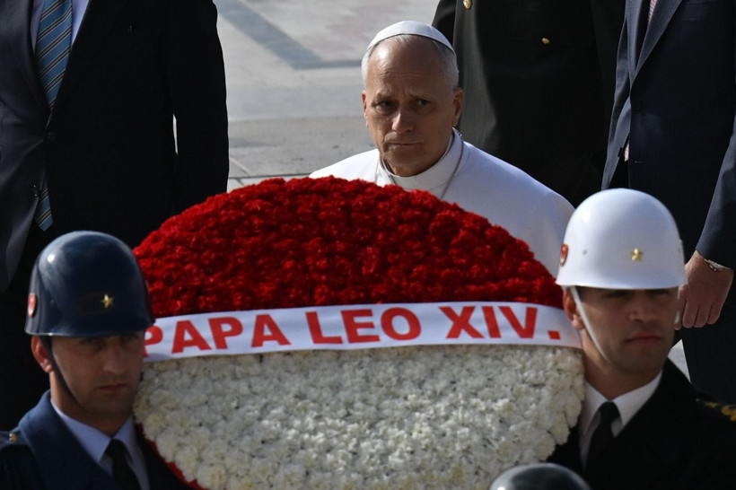 Papa 14. Leo, Cumhurbaşkanı Erdoğan tarafından resmi törenle karşılandı - Resim: 9