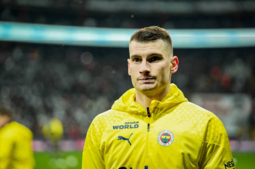 Fenerbahçe’nin yıldız kalecisi Barcelona’ya gidiyor! - Resim: 7