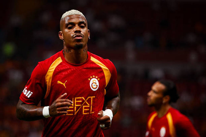 Galatasaray'da stoper krizi! Okan Buruk'un çözümü Jakobs'tan geçiyor - Resim: 4