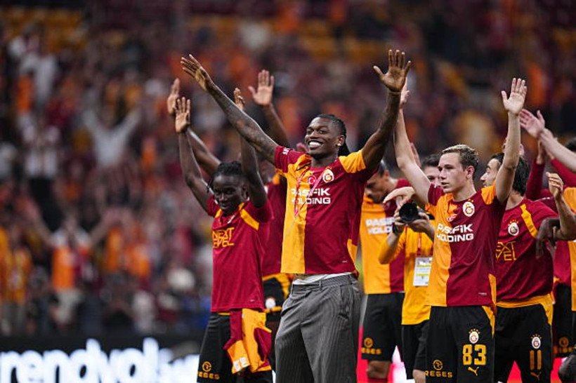 Galatasaray, Rafael Leao transferini resmen açıkladı! İşte bonservis ve maaşı - Resim: 3