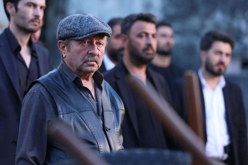 CANLI İZLE: Altı Üstü İstanbul 15. Bölüm - Resim: 7