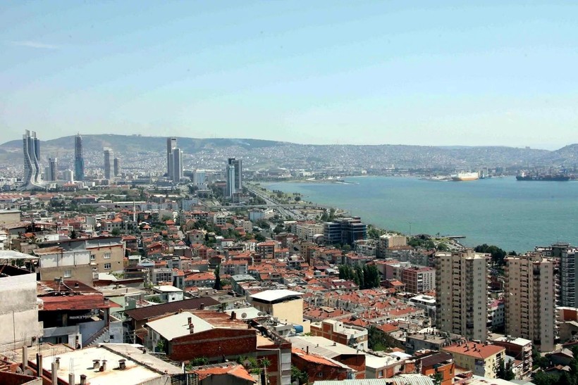 Deprem riski mahalle mahalle açıklandı: İstanbul’un en güvensiz bölgeleri - Resim: 12
