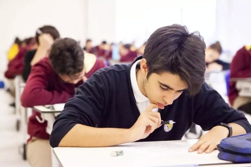 Üniversite tercihi yapacaklar dikkat: Öğrencilerin en memnun olduğu üniversiteler belli oldu! - Resim: 12