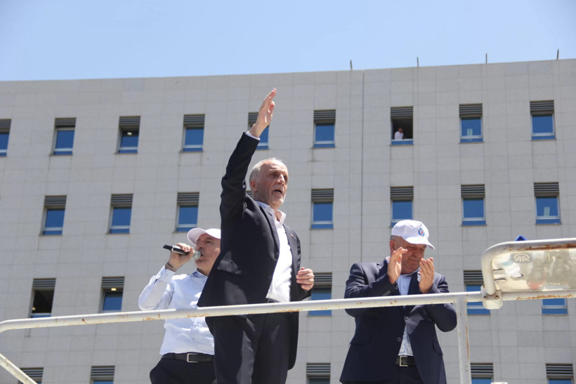 Kamuda çalışan 600 bin işçi, toplu sözleşme süreci için hükumetin ücret teklifine karşı meydanlara çıktI - Resim : 1