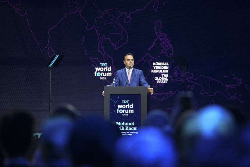 Sanayi ve Teknoloji Bakanı Kacır, TRT World Forum 2025'te konuştu: 'Türkiye yalnızca kullanıcı değil, geliştirici olacak' - Resim : 1